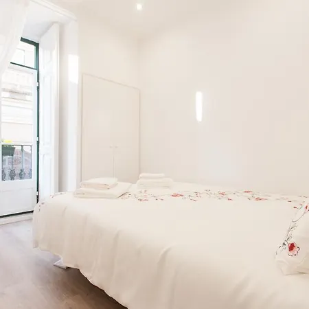 White Tiles In City Center Lisbon Exterior photo
